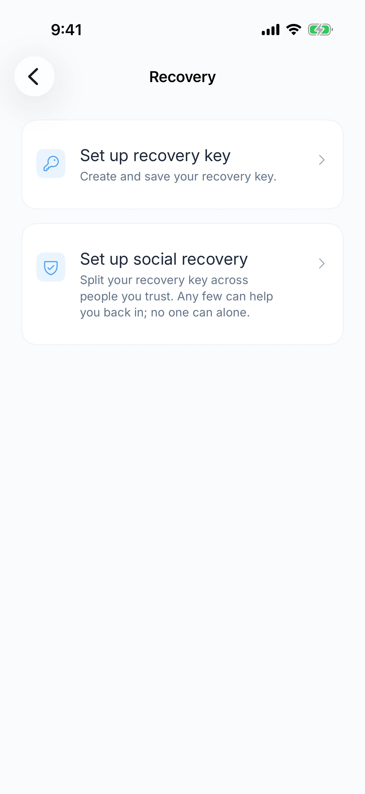 Zen Passwords on iPhone: recovery options, either a recovery key you save yourself or social recovery, which splits the key across people you trust so that no one of them can use it alone